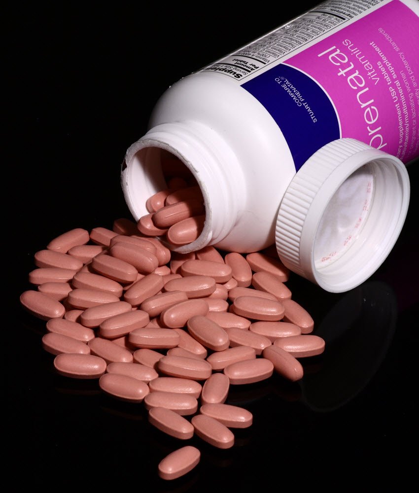 Prenatal vitamin tablets