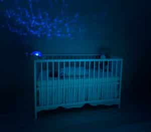 night time crib with stars